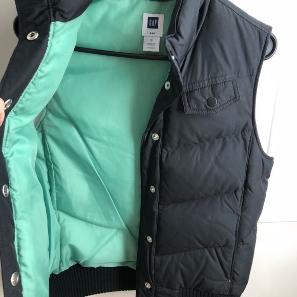 gap goose down jacket